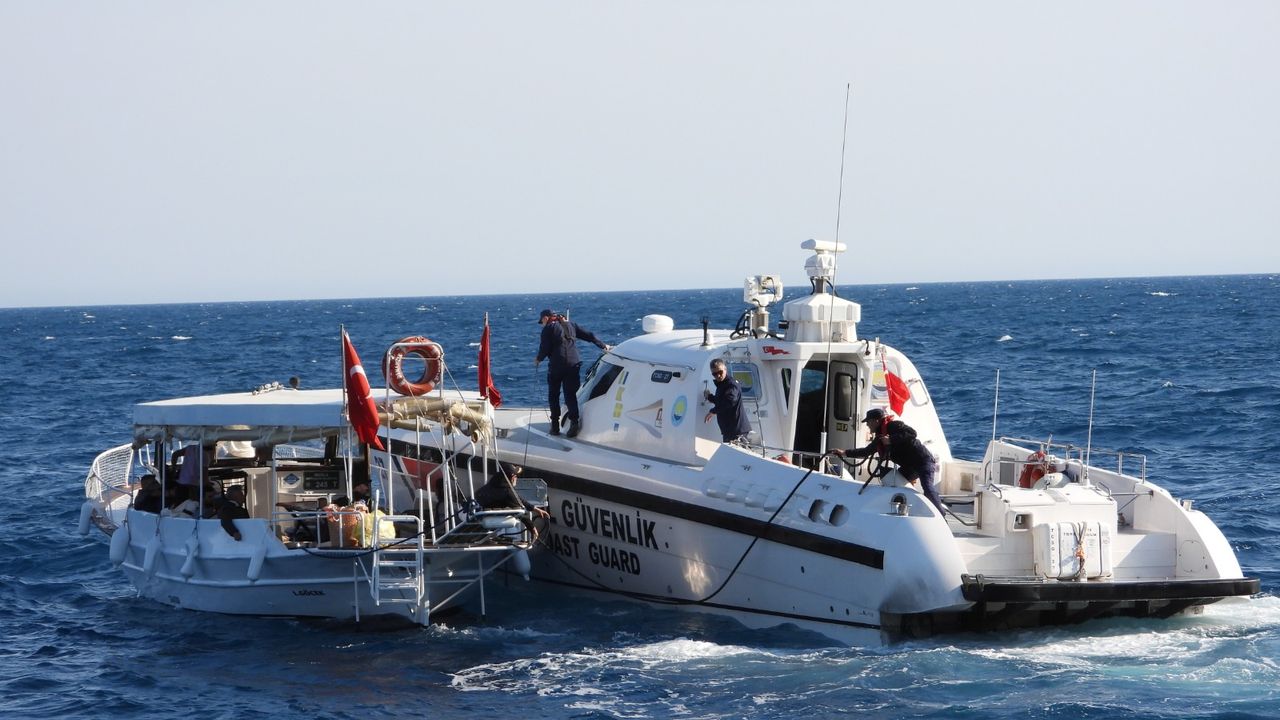 Teknede yakalanan FETÖ sanığı ve şüphelerinden 10'u tutuklandı