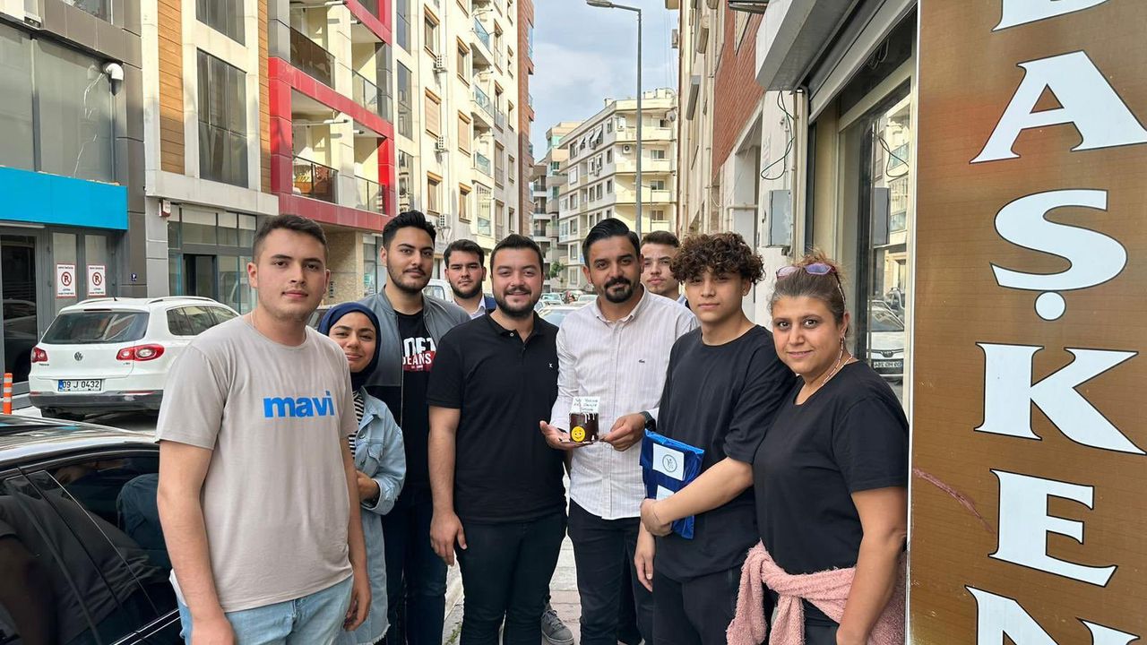 AK Gençlik’ten Aydın’daki yeni seçmenlere yakın markaj