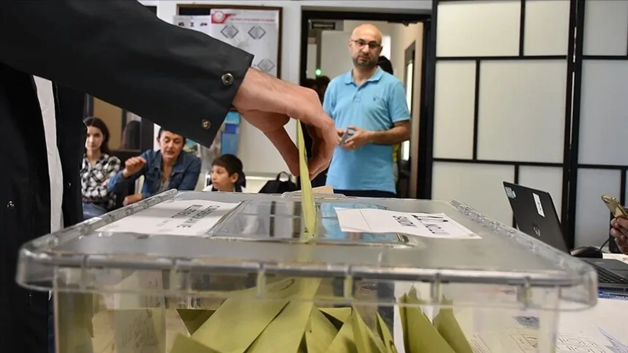 Yurt dışı ve gümrüklerde kullanılan oy sayısı 1 milyon 763 bini aştı