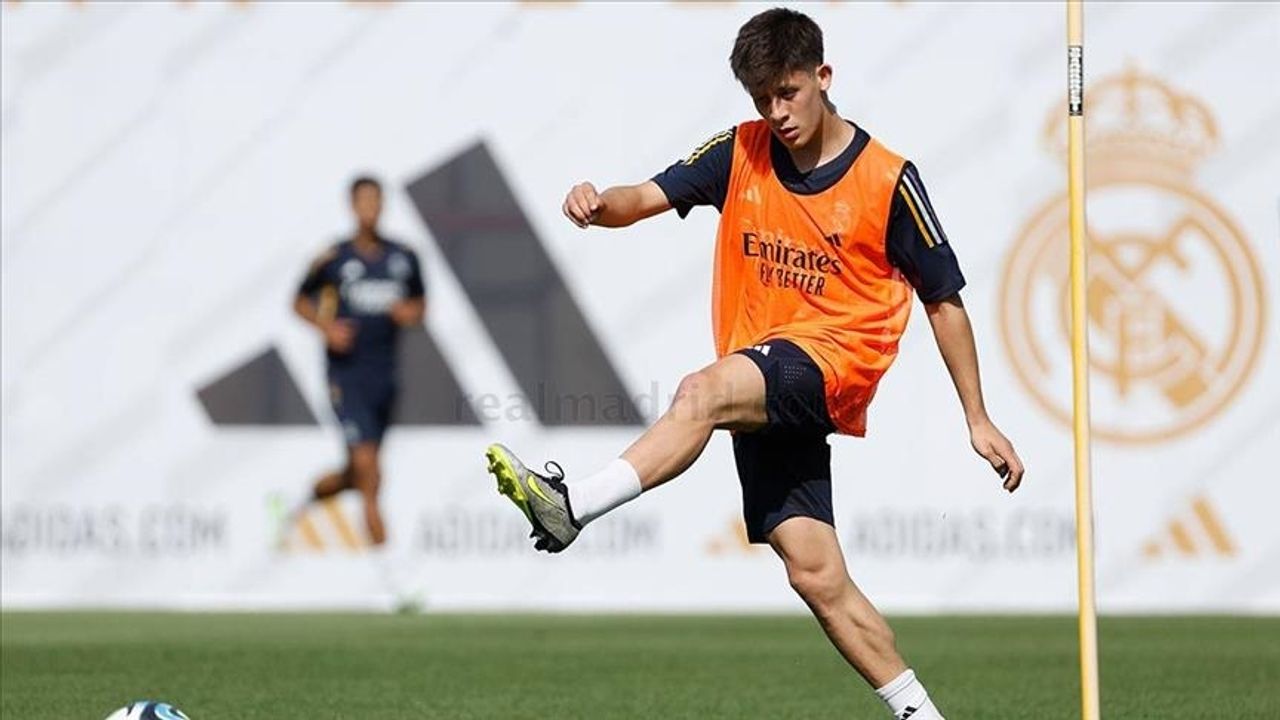 Real Madrid'de Arda Güler takımla antrenmana başlayacak