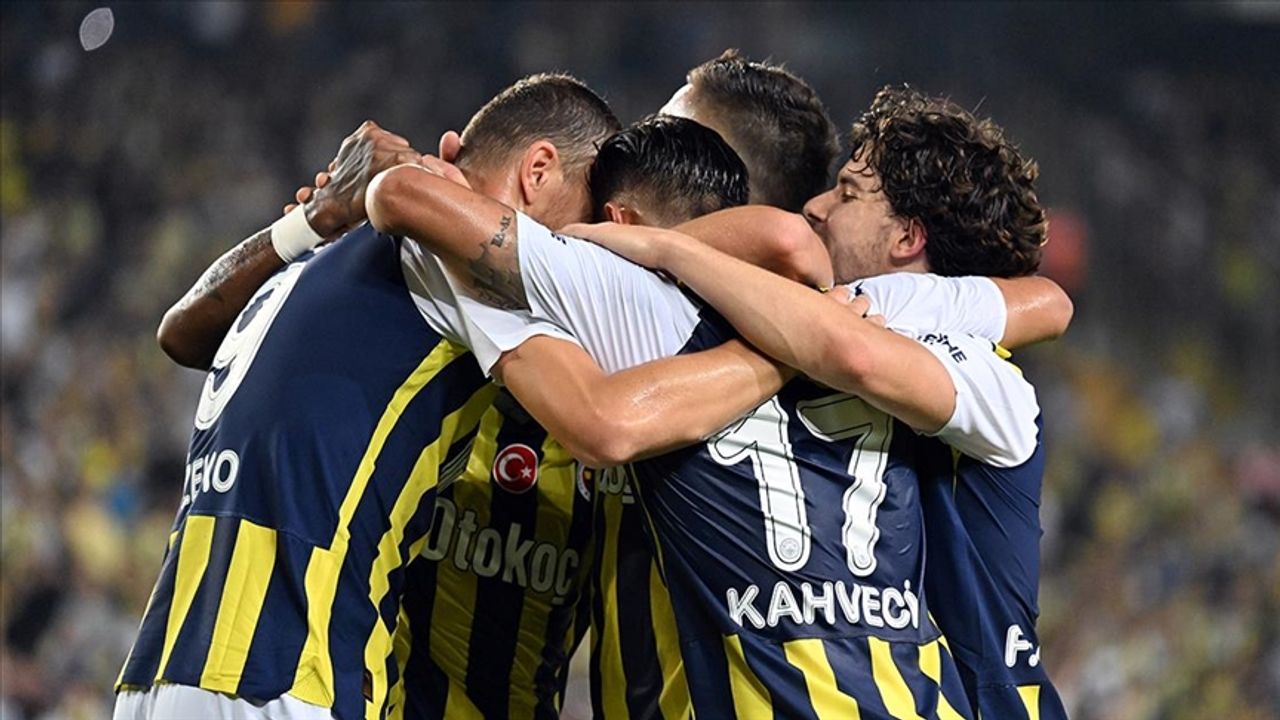 Fenerbahçe, 23 kişilik UEFA Avrupa Konferans Ligi kadrosunu açıkladı