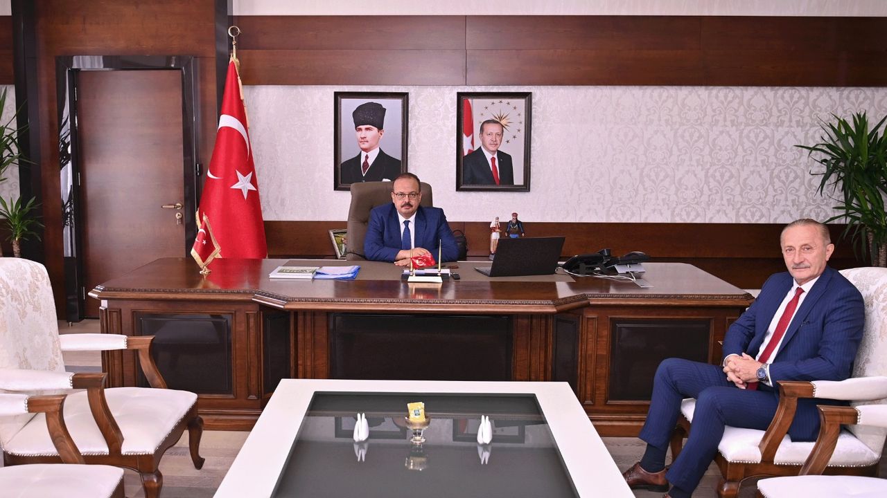 Başkan Atabay’dan Aydın Valisi Canbolat’a ziyaret