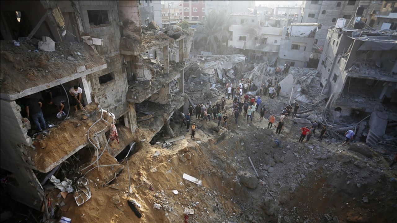 İsrail'in saldırılarında yaşamını yitirenlerin sayısı 9 bin 227'e yükseldi