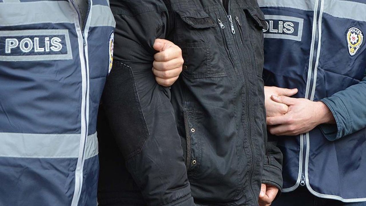 Aydın'da polis ve gazeteciyi darbettiği öne sürülen 7 kişi yakalandı