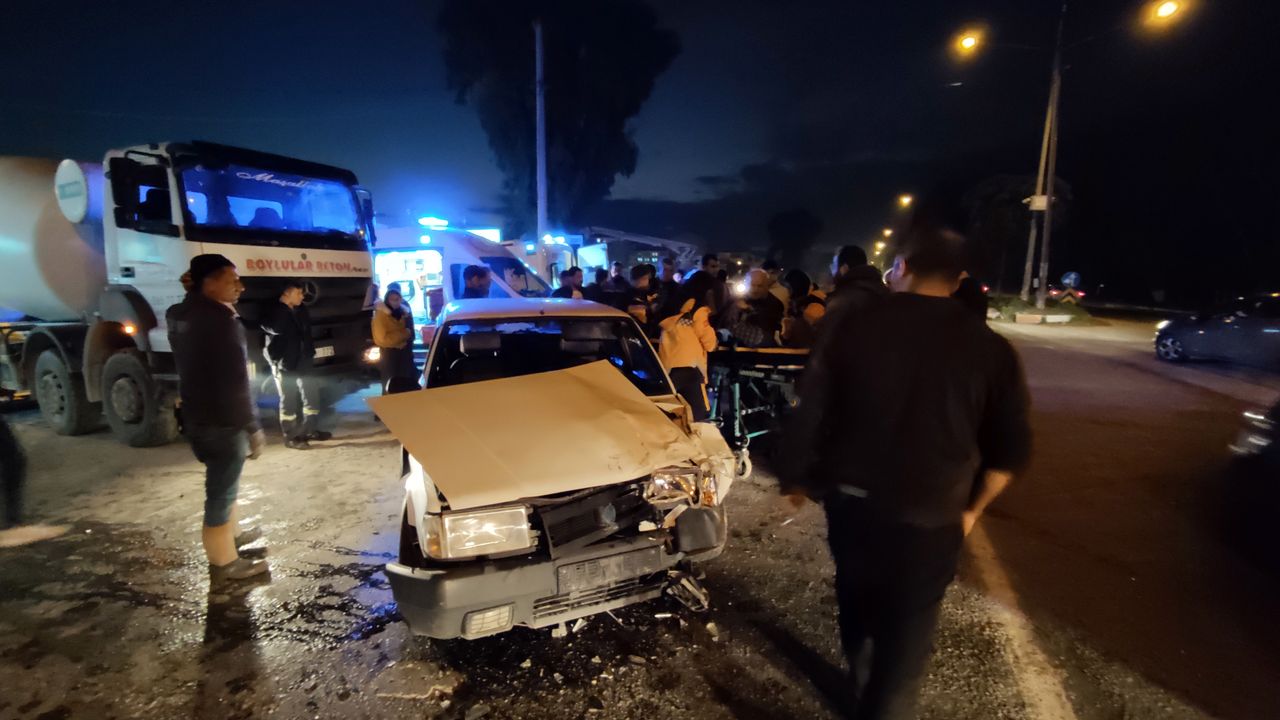 Aydın'da 3 aracın karıştığı kazada 3 kişi yaralandı