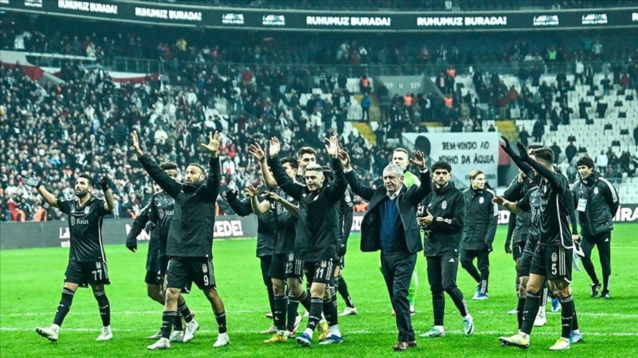 Beşiktaş, Fernando Santos yönetimindeki ilk maçını kazandı