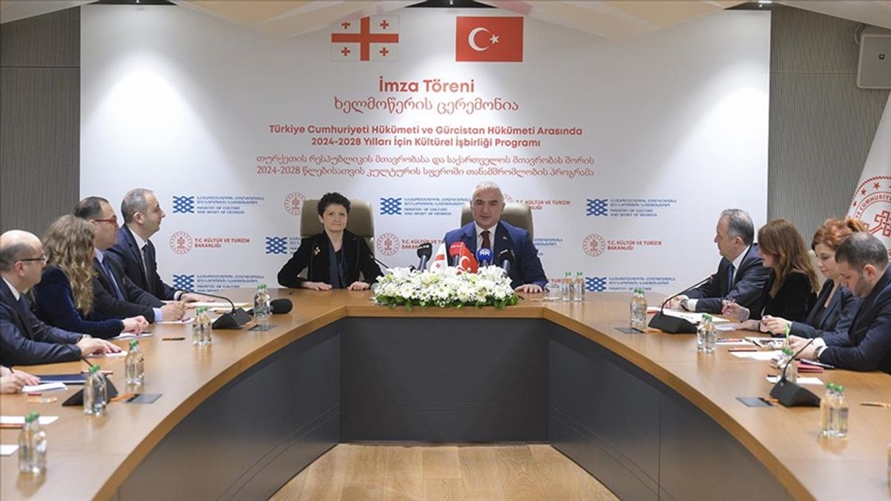 Türkiye ile Gürcistan arasında "Kültürel İş Birliği Programı" imzalandı