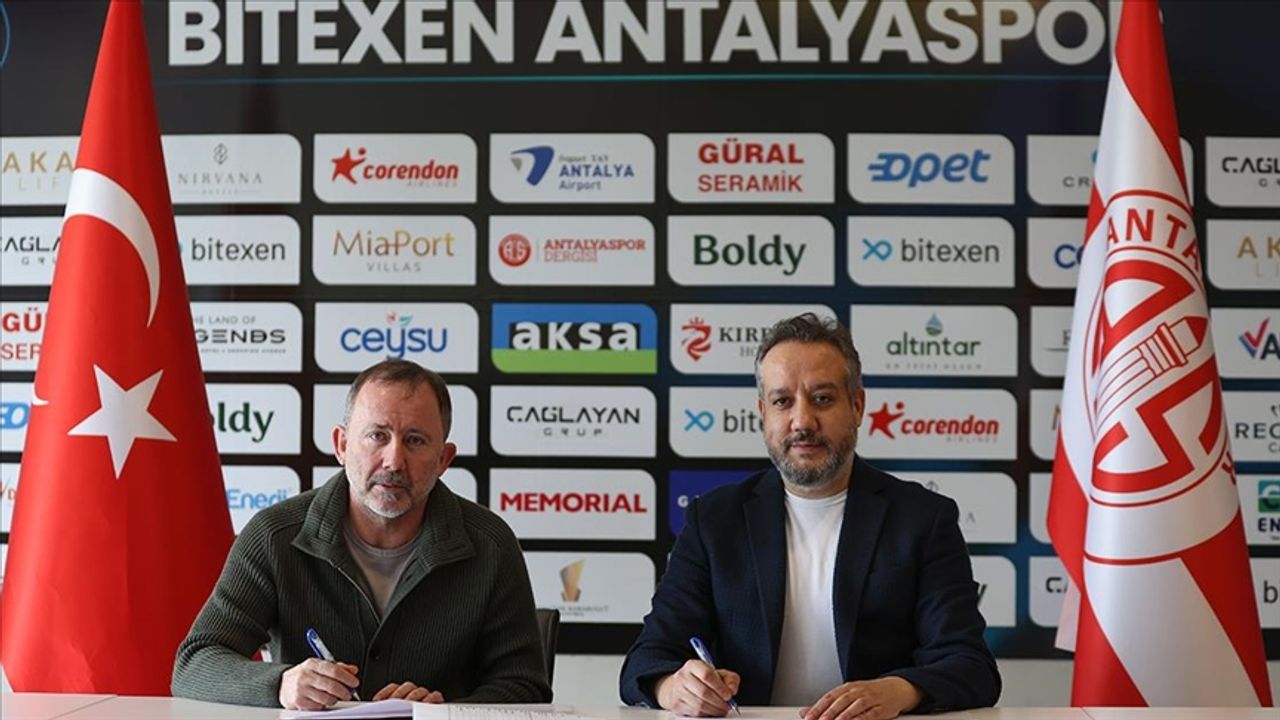 Antalyaspor, Teknik Direktör Sergen Yalçın ile sözleşme imzaladı