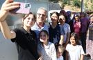 Karahallı'da Başkan Tetik'e yoğun ilgi