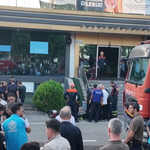 Spor salonundaki yangında vatandaşlar mahsur kaldı: 2 ölü, 10 yaralı