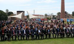 CHP, İzmir'deki milletvekili aday adaylarını tanıttı