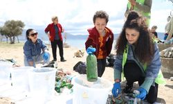 Didim Avrupa Deniz Çöpleri İzleme Programı kapsamında sahil temizliği yapıldı