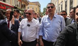 Cumhurbaşkanı adayı Oğan ve Zafer Partisi Genel Başkanı Özdağ, İzmir'de esnafla buluştu