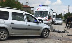 Otomobille hafif ticari aracın çarpışması sonucu 1 kişi öldü