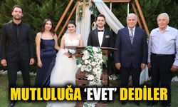 Siyasetçileri buluşturan düğün