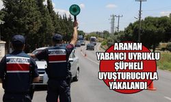 Aranan yabancı uyruklu şüpheli uyuşturucuyla yakalandı