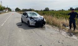 Manisa'da otomobille çarpışan motosikletin sürücüsü hayatını kaybetti