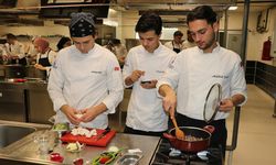 Geleceğin aşçıları dünya mutfağının inceliklerini öğreniyor