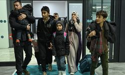 Gazze'den tahliye edilen 130 Türk vatandaşı İstanbul'a geldi