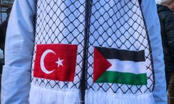 Uşak'ta sağlık çalışanları Filistin için "sessiz yürüyüş" yaptı