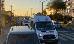 Aydın'da kamyonetin yayaya çarpma anı güvenlik kamerasında