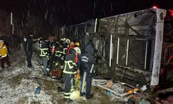 Kastamonu'da yolcu otobüsünün devrildiği kazada 6 kişi öldü