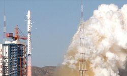 Çin, yeni geliştirdiği Licien-1 roketiyle 5 uydu fırlattı