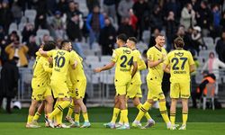 Fenerbahçe haftayı averajla lider bitirdi