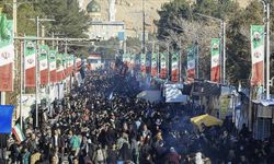 İran'da Süleymani'nin mezarı yakınındaki iki ayrı patlamada 95 kişi yaşamını yitirdi