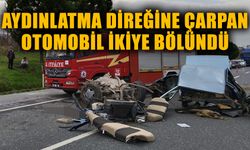 Aydınlatma direğine çarpan otomobildeki 3 kişi yaralandı