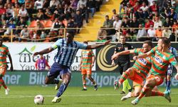 Corendon Alanyaspor-Yukatel Adana Demirspor maçı 3-3 eşitlikle tamamlandı