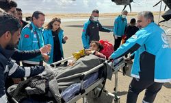 Gazzeli hastaları taşıyan askeri uçak Ankara'ya hareket etti