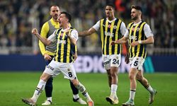 Fenerbahçe, geriye düştüğü maçta Kasımpaşa'ya puan kaptırmadı