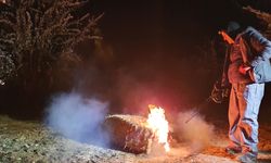 Manisa'da çiftçiler ateş yakıp "zirai don nöbeti" tuttu