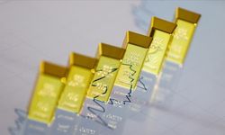 Altının ons fiyatı rekor yeniledi
