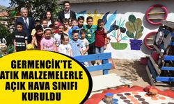 Germencik'te bir okulda atık malzemelerle açık hava sınıfı kuruldu