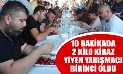 Manisa'da kiraz yeme yarışması yapıldı