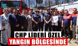 CHP lideri Özel, Selçuk ve Kuşadası’ndaki yangın bölgelerini ziyaret etti