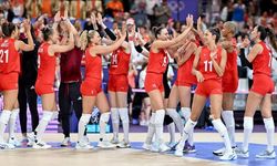 A Milli Kadın Voleybol Takımı, Paris 2024'te yarın İtalya'yla karşılaşacak