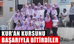 Kur'an kursunu başarıyla bitirdiler