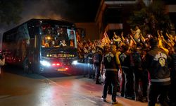 Galatasaray'a Florya'da coşkulu karşılama