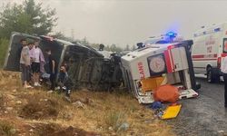 İki trafik kazasında 1 kişi öldü, 14 kişi yaralandı