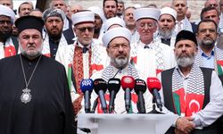 Diyanet İşleri Başkanı Erbaş, din adamları ile "Barışa çağrı" açıklaması yaptı