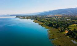 Sapanca Gölü'ndeki su seviyesi yağışların etkisiyle yükseldi