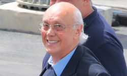 Kıbrıslı Türk iş insanı Asil Nadir hayatını kaybetti