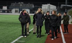 Kadın yöneticilerin azlığına dikkati çeken 16 kadın, futbol kulübü kurdu