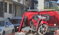 Kamyonun çarptığı motosikletteki 1 kişi öldü, 1 kişi yaralandı