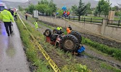 Şarampole devrilen traktörün sürücüsü öldü
