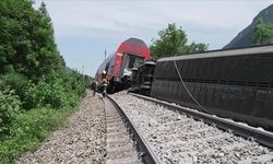 Almanya’da tren kazası: Ölü ve yaralılar var