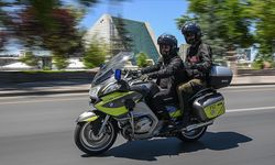 Motosiklet ambulans ekipleri hastaya hızla ulaşıyor
